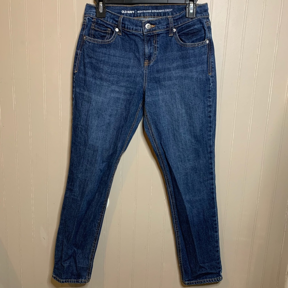 LIKE NEW Old Navy Boyfriend Jeans